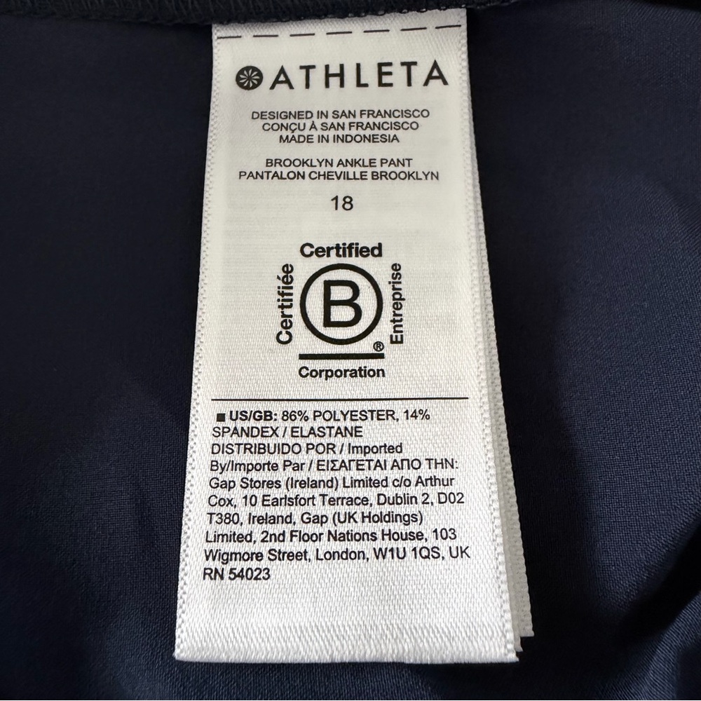 NWT Athleta Brooklyn Mid Rise Ankle Pant Navy Size 18 - Picture 6 of 8